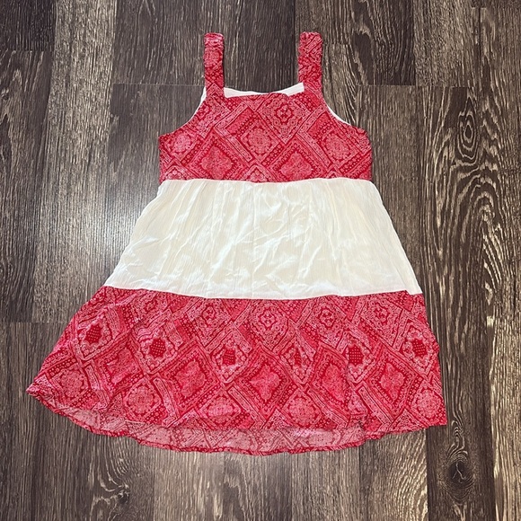 Girls Evsie red & white dress with handkerchief design in the red size x small - Picture 2 of 4